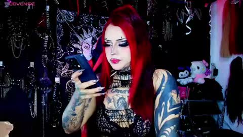 Snapshot of janna_ink chatting on 05.08.26 online show from 05.08.26