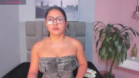 Janna online show from 11.19.25