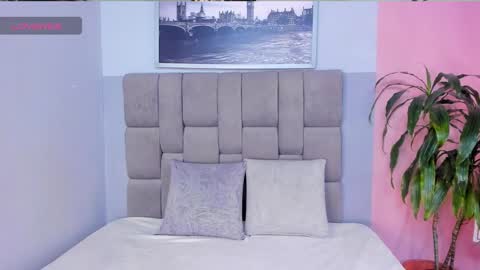Janna online show from 12.23.25