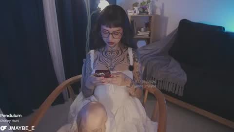   jmaybe e online show from 03.03.26