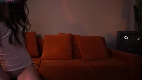 Snapshot of jannetjerkson chatting on 03.04.26 Janet online show from 03.04.26