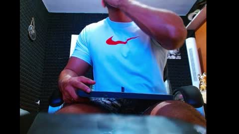 Snapshot of jarod131675 chatting on 05.13.26 jarod online show from 05.13.26