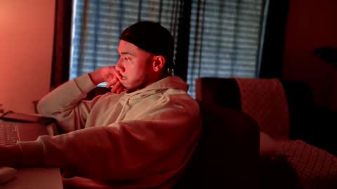 Snapshot of jarodtee chatting on 12.04.24 jarodtee online show from 12.04.24