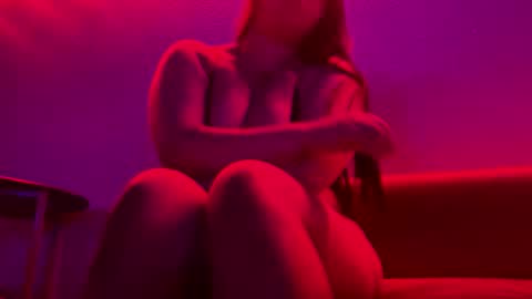Snapshot of jasmin420r chatting on 05.25.26 jasmin420r online show from 05.25.26