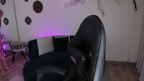 JASMIN online show from 04.02.26