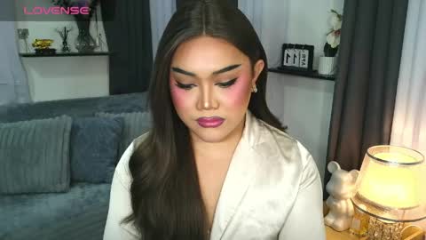 Jasmine Brandy online show from 04.12.26