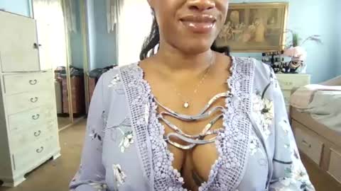 Snapshot of jasminekay chatting on 06.24.26 JasmineKay online show from 06.24.26