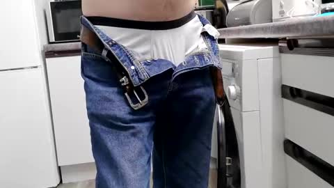 Snapshot of jasonmason2003 chatting on 10.13.25 jasonmason2003 online show from 10.13.25