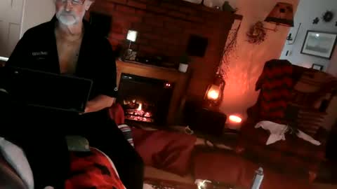 Snapshot of jasonreloaded694u chatting on 03.02.25 Jason online show from 03.02.25