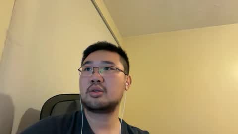 Snapshot of jasonryu2025 chatting on 12.22.25 Jason Ryu online show from 12.22.25