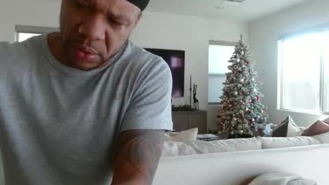 Snapshot of jasonsweets chatting on 12.20.25 Jason Sweets online show from 12.20.25