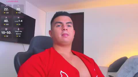 Snapshot of jasperbrooksx chatting on 10.06.25 JBrooksXx online show from 10.06.25