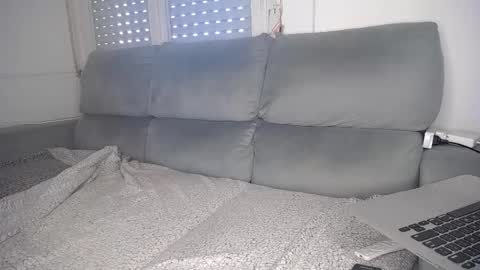 Javier  online show from 03.05.25