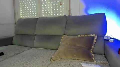 Javier  online show from 02.12.26