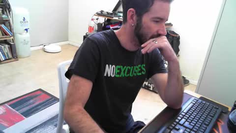 Snapshot of jay103798371 chatting on 10.27.25 jay103798371 online show from 10.27.25