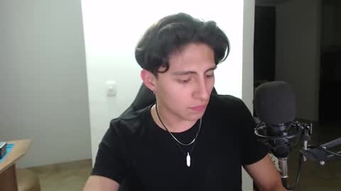 Snapshot of jay_dimarco2 chatting on 09.24.25 jay online show from 09.24.25