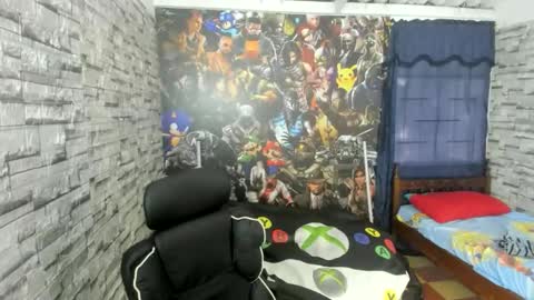 Snapshot of jay_orange chatting on 12.15.25 JAY ORANGE online show from 12.15.25