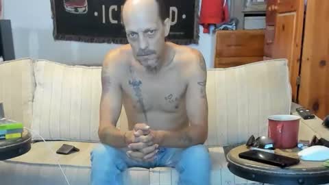 Snapshot of jay_short7863 chatting on 04.23.26 O F jay short786 online show from 04.23.26