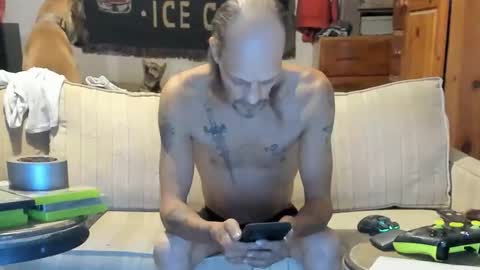 Snapshot of jay_short7863 chatting on 04.27.26 O F jay short786 online show from 04.27.26