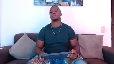 Snapshot of jay_smit chatting on 12.06.24 jay smit online show from 12.06.24