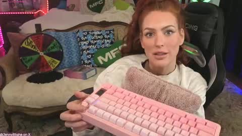 JennyBlighe online show from 12.21.25