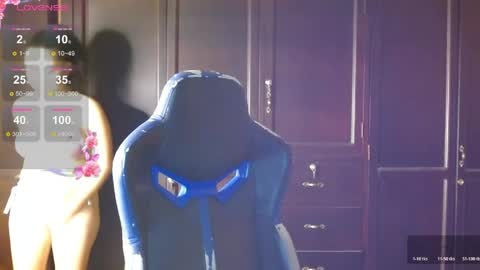      online show from 04.05.26