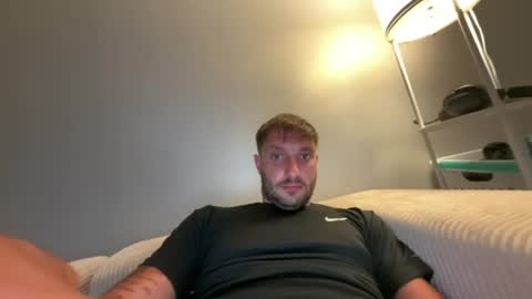 Snapshot of jaysmallzee123 chatting on 08.08.26 jaysmallzee123 online show from 08.08.26