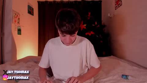 Snapshot of jaythomax chatting on 12.12.24 jaythomax online show from 12.12.24