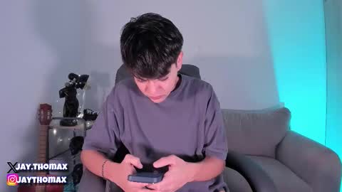 Snapshot of jaythomax chatting on 02.09.25 jaythomax online show from 02.09.25
