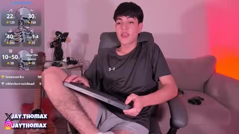 Snapshot of jaythomax chatting on 02.09.25 jaythomax online show from 02.09.25