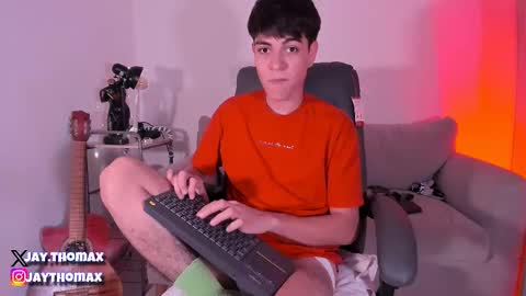 Snapshot of jaythomax chatting on 02.09.25 jaythomax online show from 02.09.25