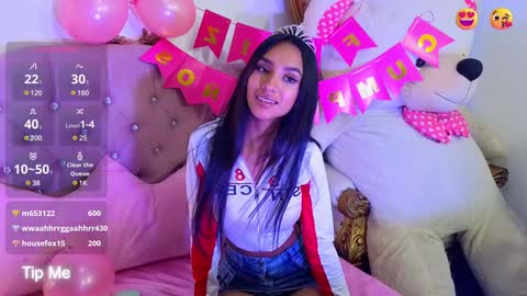 Snapshot of jazmin_tay chatting on 01.13.25 Jazmin online show from 01.13.25