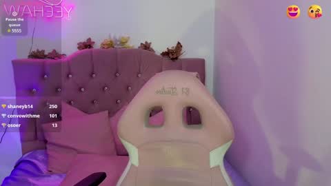 Snapshot of jazmin_tay chatting on 01.18.25 Jazmin online show from 01.18.25
