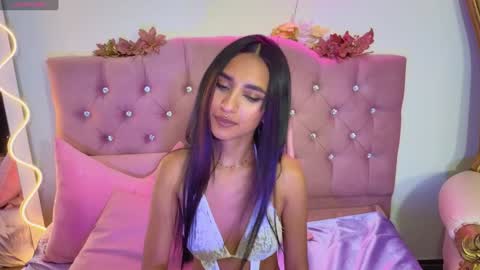 Snapshot of jazmin_tay chatting on 01.29.25 Jazmin online show from 01.29.25