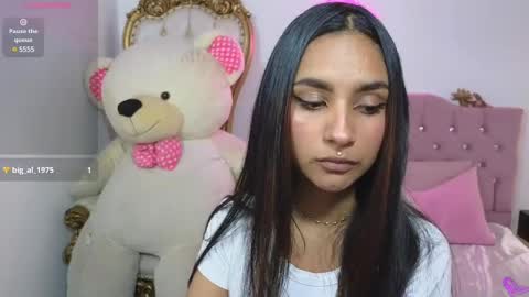 Snapshot of jazmin_tay chatting on 02.13.25 Jazmin online show from 02.13.25