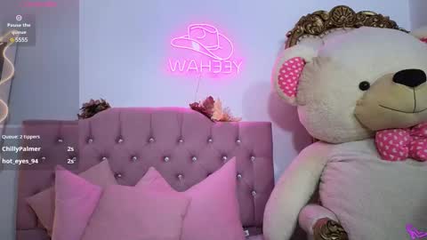 Snapshot of jazmin_tay chatting on 02.19.25 Jazmin online show from 02.19.25