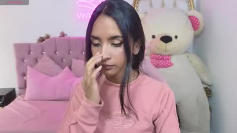 Snapshot of jazmin_tay chatting on 03.11.25 Jazmin online show from 03.11.25
