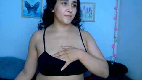 Snapshot of jazminepark chatting on 06.16.26 JazminePark online show from 06.16.26