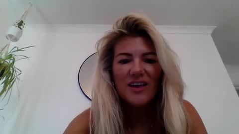Snapshot of jazzypink86 chatting on 07.20.26 jazzypink86 online show from 07.20.26