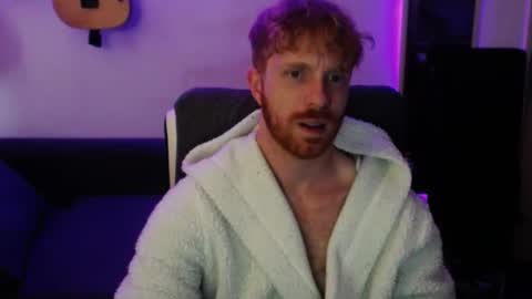 Snapshot of jb_cams chatting on 12.31.24 jb_cams online show from 12.31.24