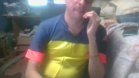 Snapshot of jcsergiod chatting on 01.12.25 jcsergiod online show from 01.12.25