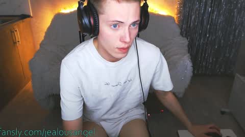 Snapshot of jealousangel chatting on 02.07.25 Angel online show from 02.07.25