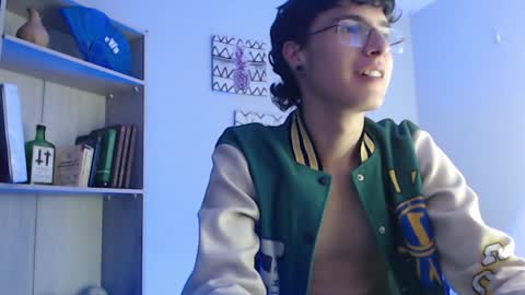 jeam_hot online show from 12.17.24