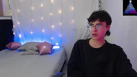 jeam_hot online show from 12.28.24