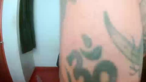 Snapshot of jean1pouk chatting on 09.10.25 jean1pouk online show from 09.10.25