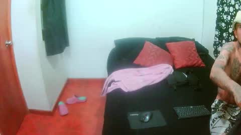 Snapshot of jean1pouk chatting on 09.11.25 jean1pouk online show from 09.11.25