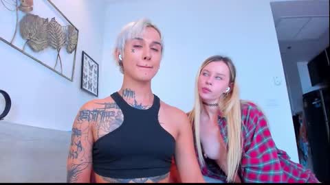 Akila and Daria online show from 10.20.25