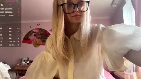 Snapshot of jeanadambach chatting on 07.25.26 Jeanna online show from 07.25.26