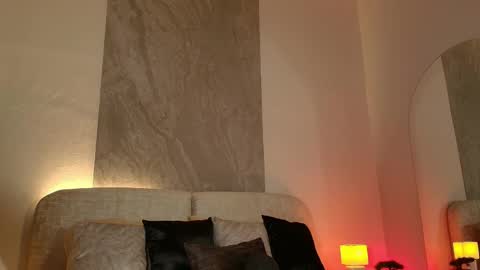 Jean Colleman online show from 06.06.26