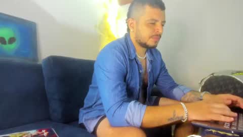 Snapshot of jeann_alex chatting on 06.29.26 Jean alex online show from 06.29.26